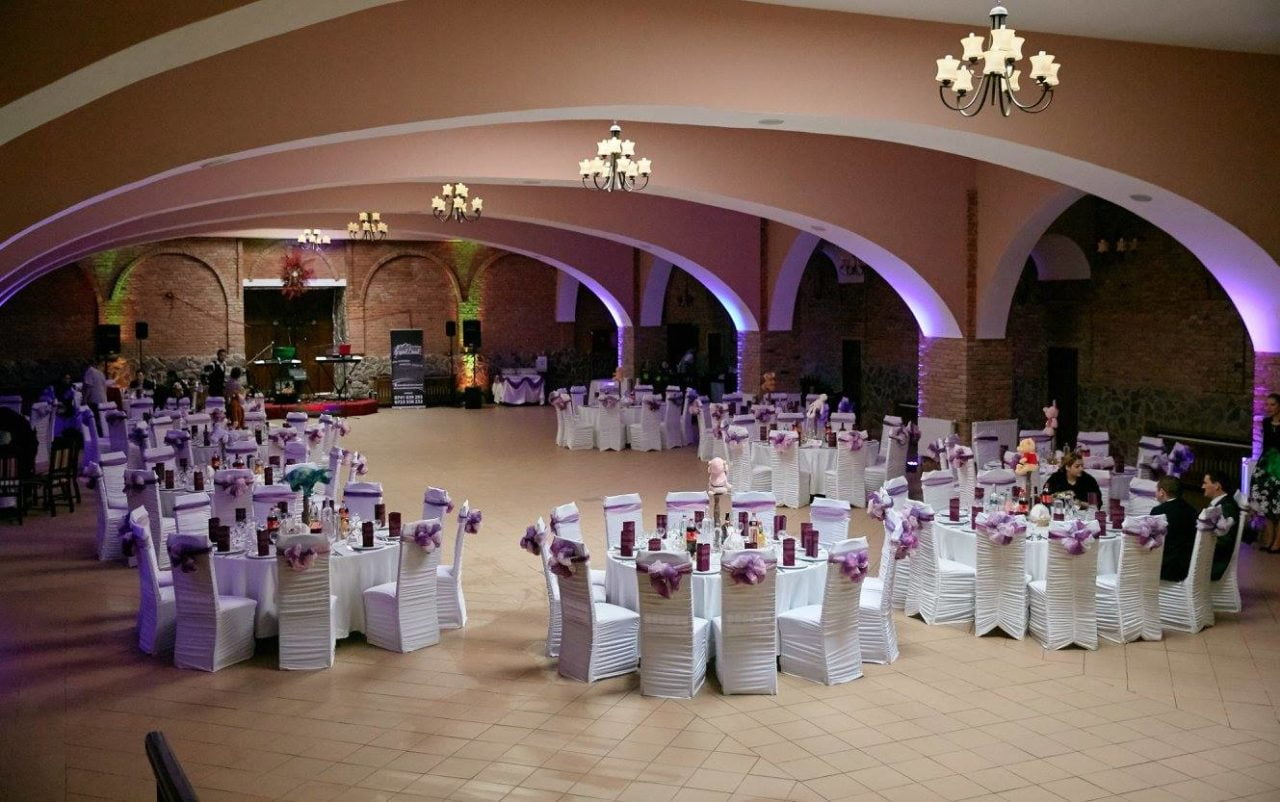 - Restaurant Salon Medieval