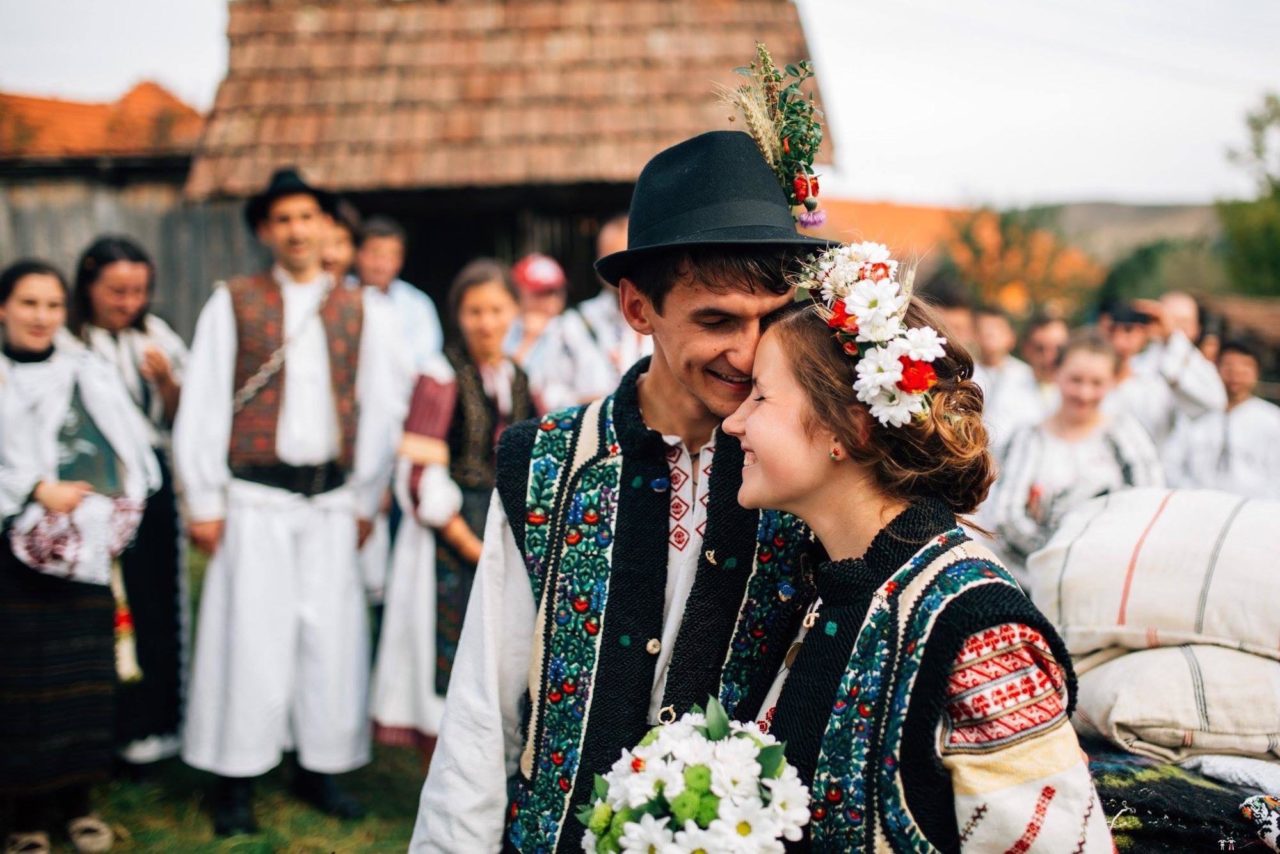 Povești Nunți Tradiționale - Andreea și Sergiu. Nuntă tradițională în Alba-Iulia 42